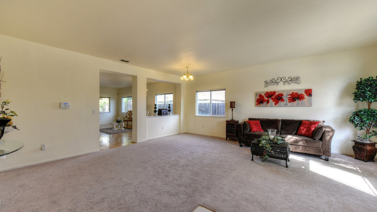 2020 Danvers Way, Sacramento, CA, 95832 Scene 4