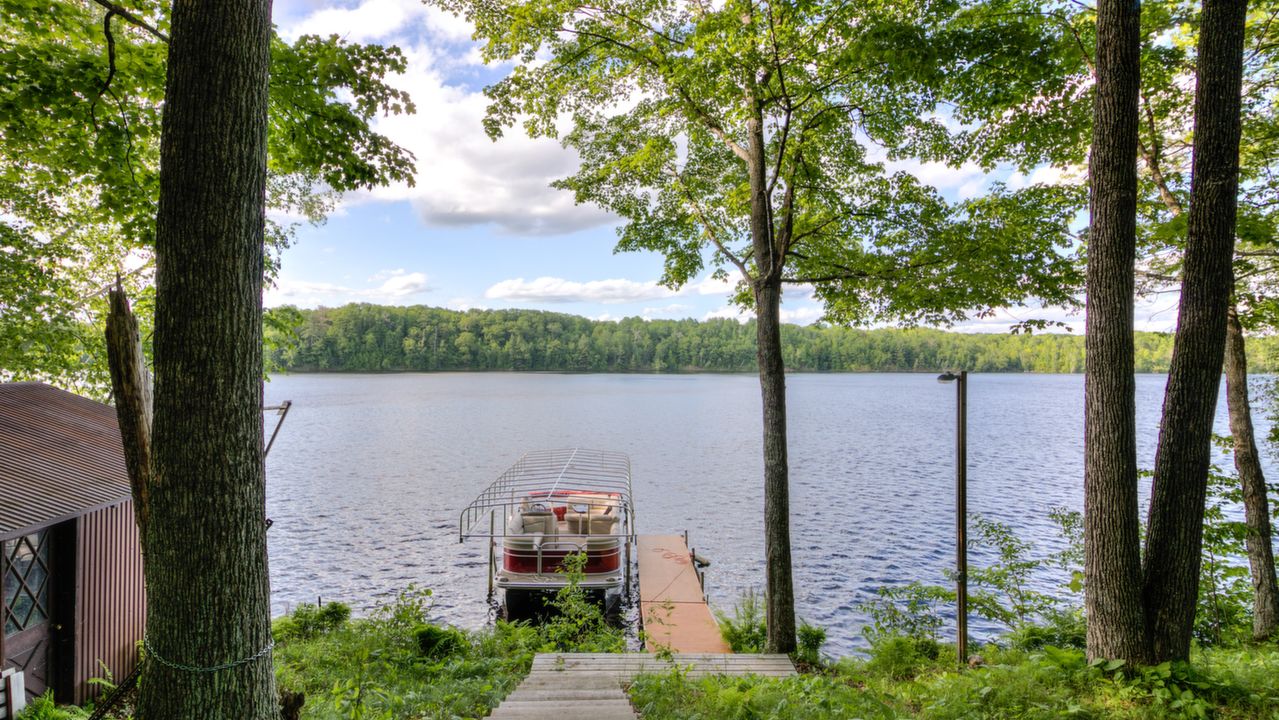 Call Jerry Annis @ (715) 892-2042