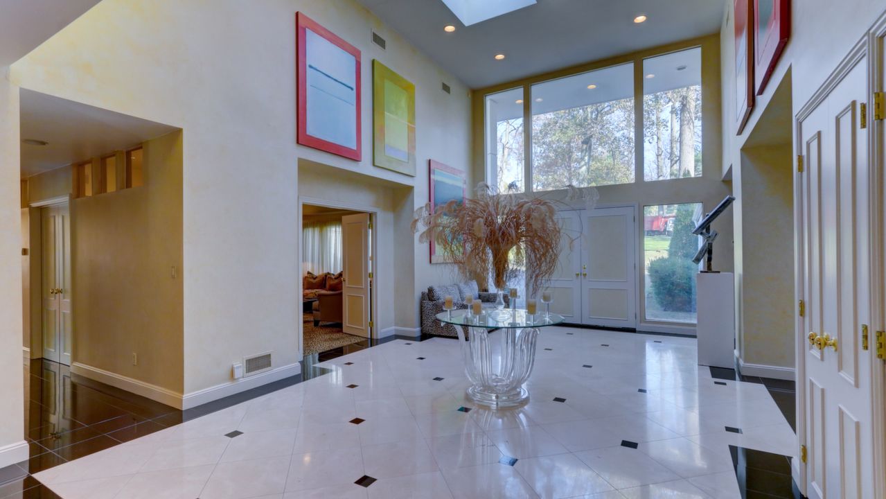 4 Denton Rd, Kings Point, NY, 11024 Scene 4