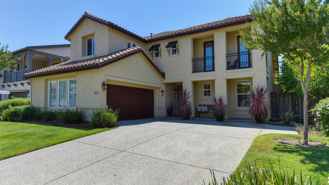 1545 Freswick Drive, Folsom, CA, 95630 Scene 1