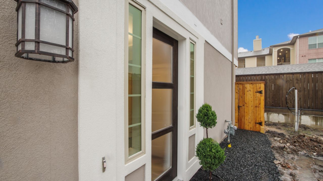 11914SterlingWay_003