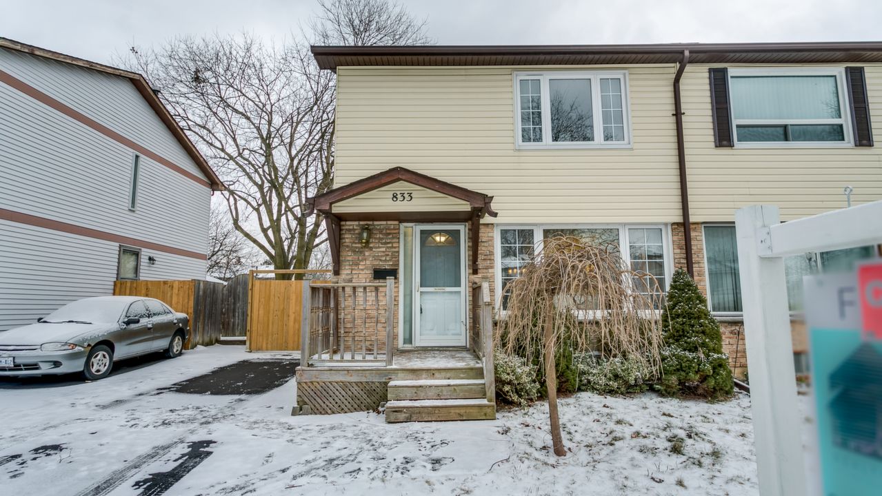 833 Gentry Cres, Oshawa, ON, L1K 1L6 Scene 3