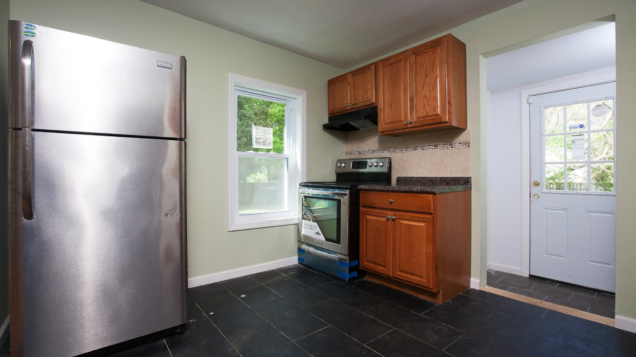 980 Ferndale Blvd, Central Islip, NY, 11722 Scene 4