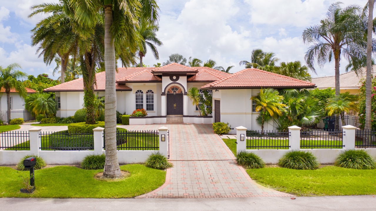 12962-SW-27th-St-01
