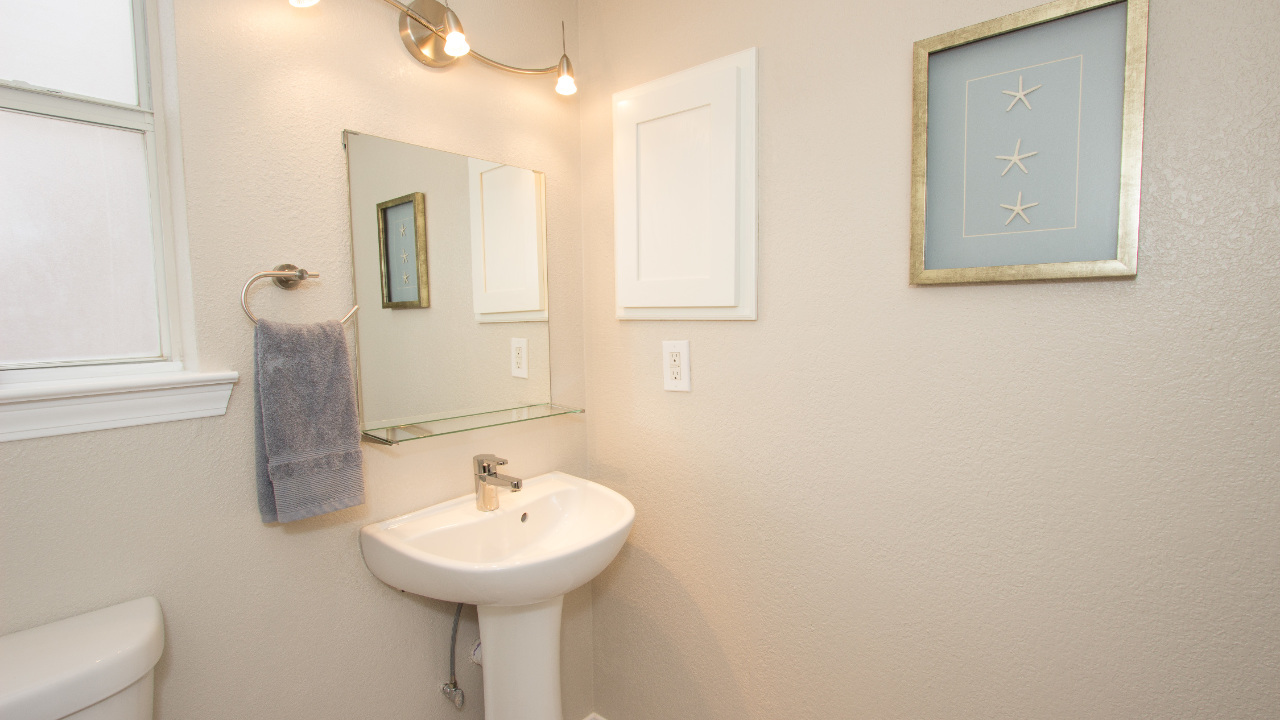 1381 Amber Morgan, El Paso, TX, 79936 Scene 3