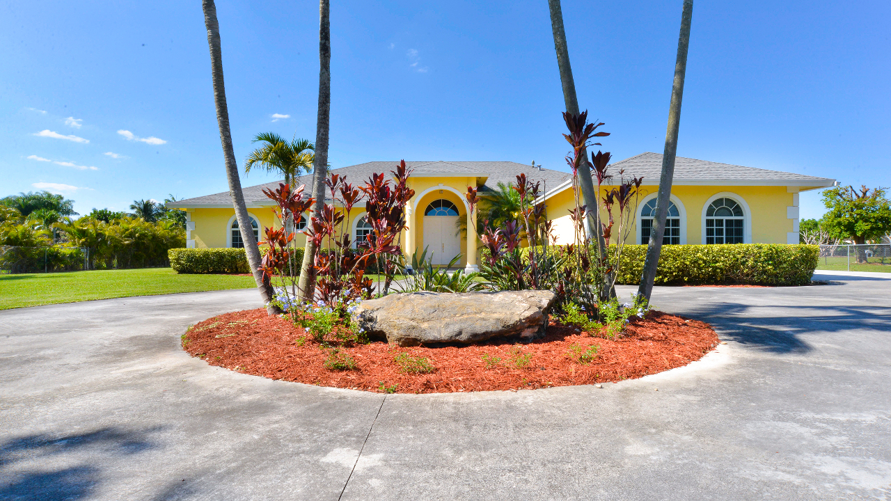 15921-SW-254th-St-02