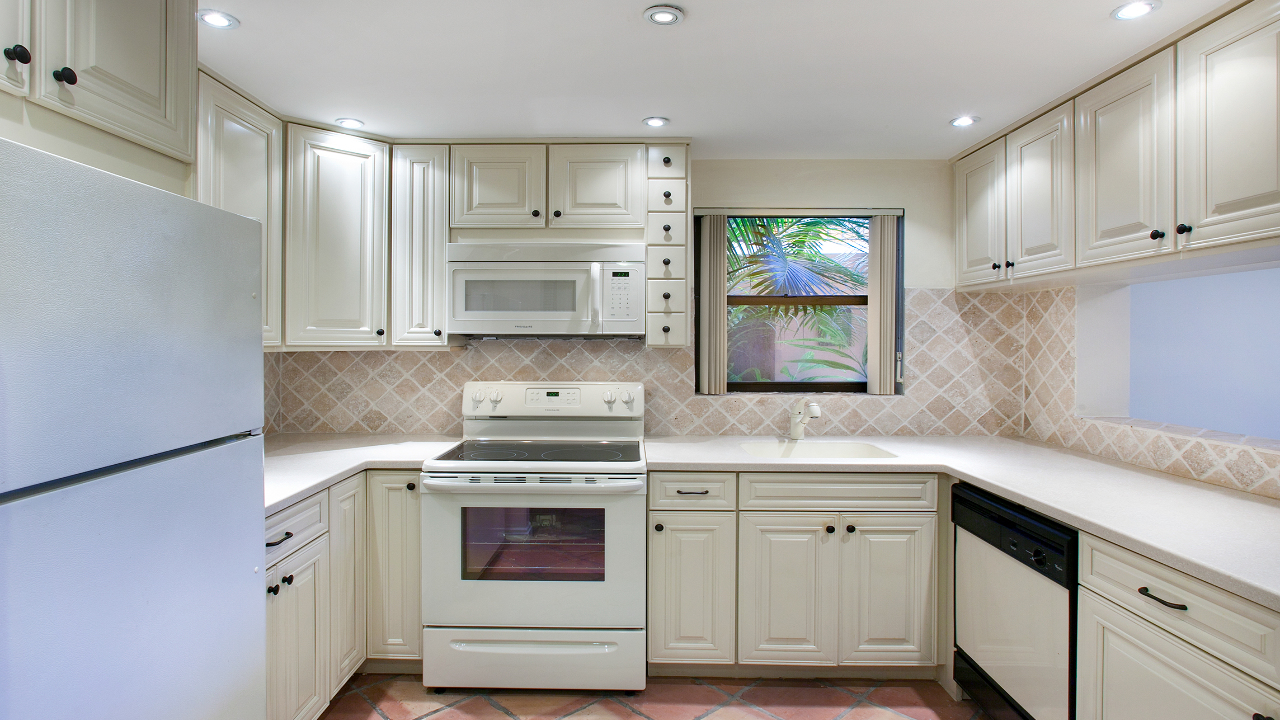 Ocean-Village-#1030-06