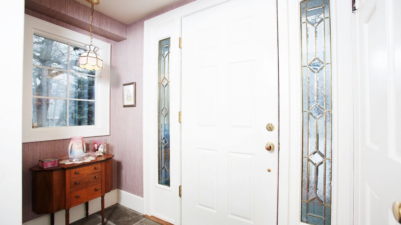 66 North Main Street, Farmingdale, NY, 11735 Scene 2