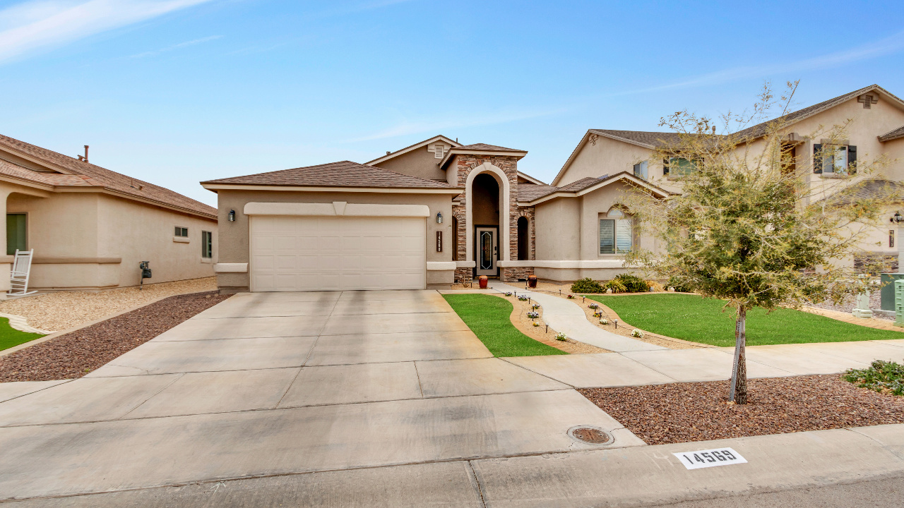 14569 Sunny Land, El Paso, TX, 79938 Scene 1