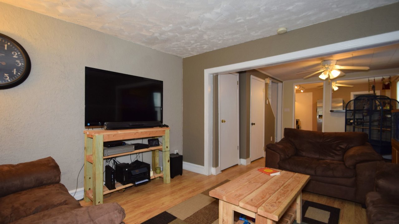 662 Manatawny St, Pottstown, PA, 19464 Scene 2