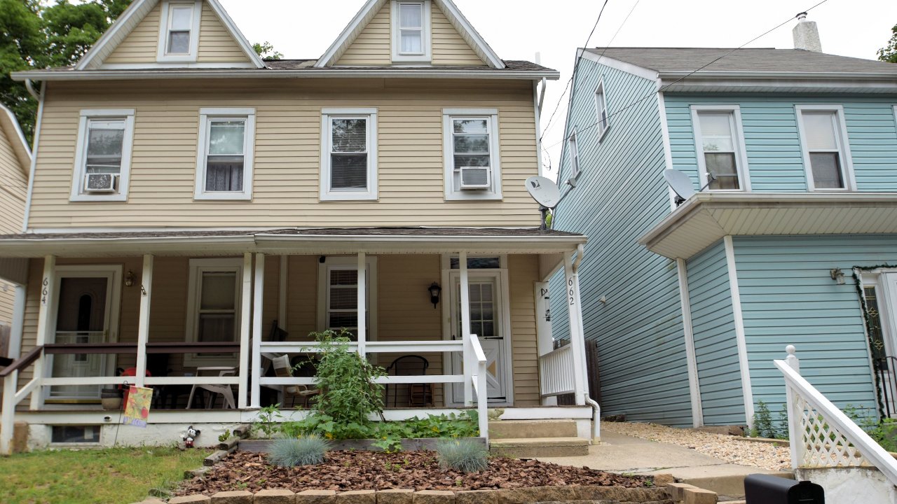 662 Manatawny St, Pottstown, PA, 19464 Scene 1