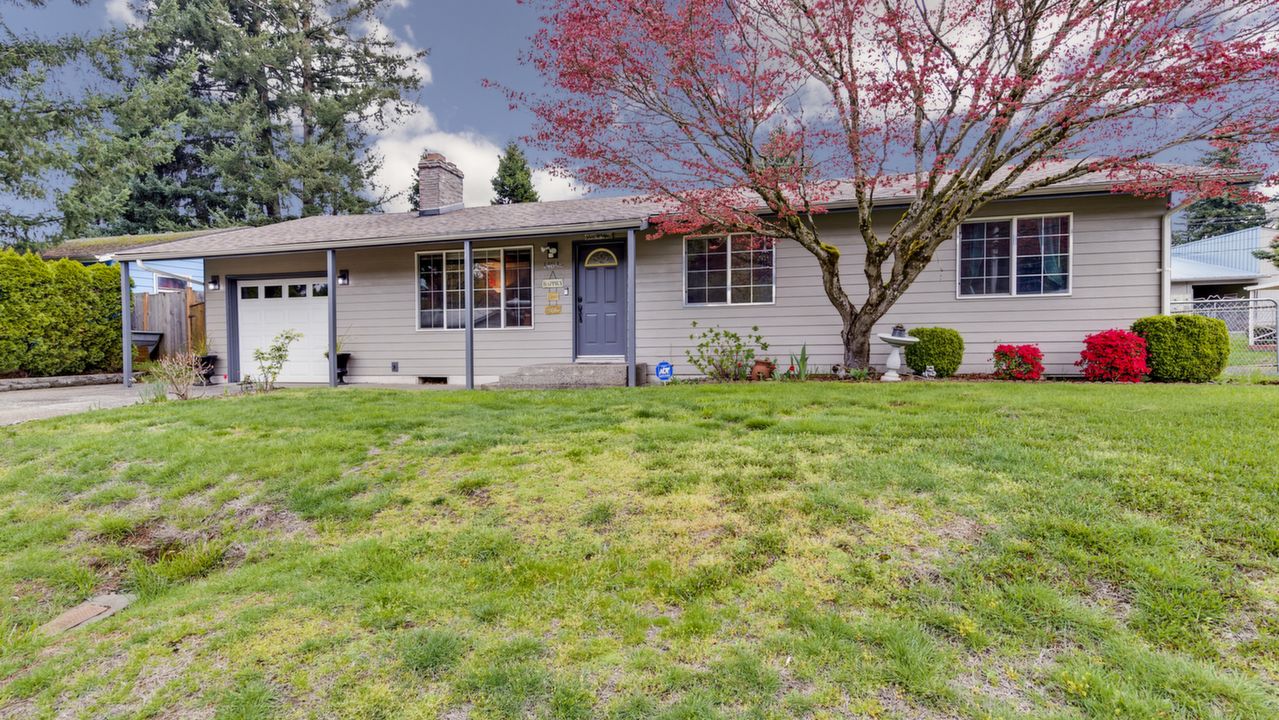 14845 SE Rhine Ct, Portland, OR, 97236 Scene 3