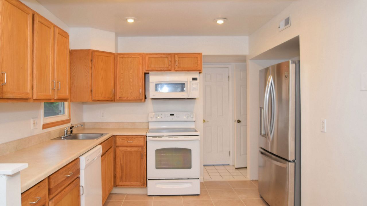 657 Spencer Dr, Tullytown, PA, 19007 Scene 4