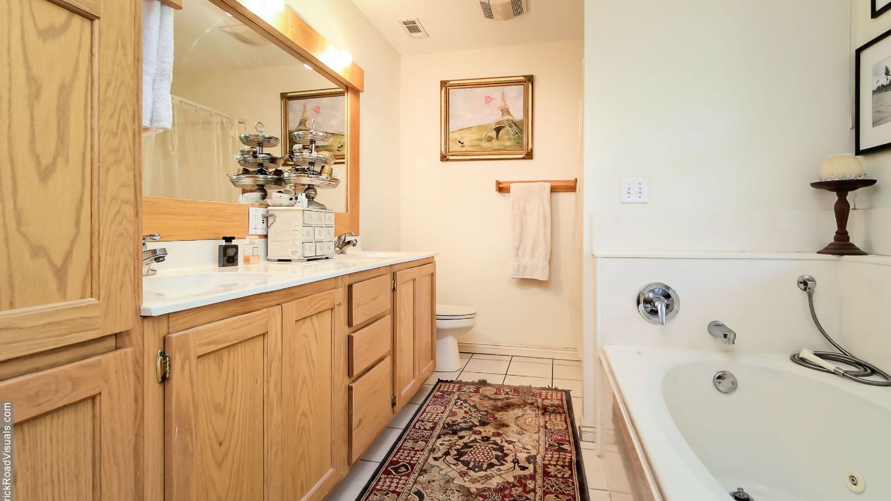 1617ForrestHeights-25