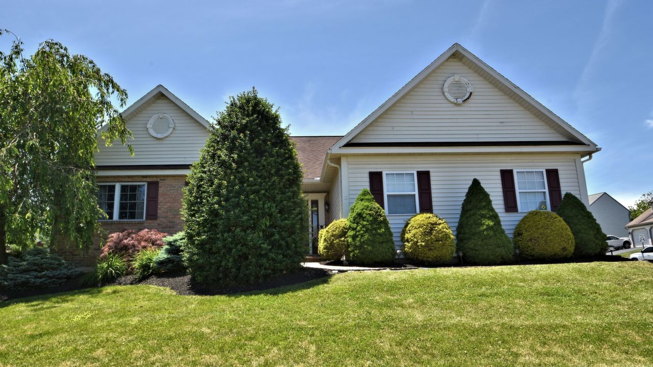 1945 Laura Ln, Pottstown, PA, 19464 Scene 1