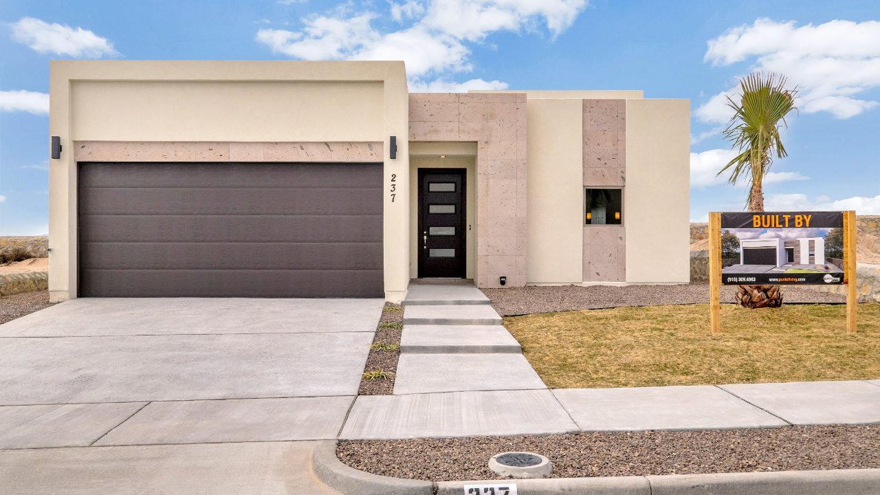 237 Selwood, El Paso, TX, 79928 Scene 1
