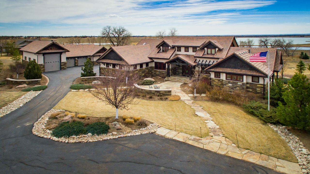 Front Exterior View 1