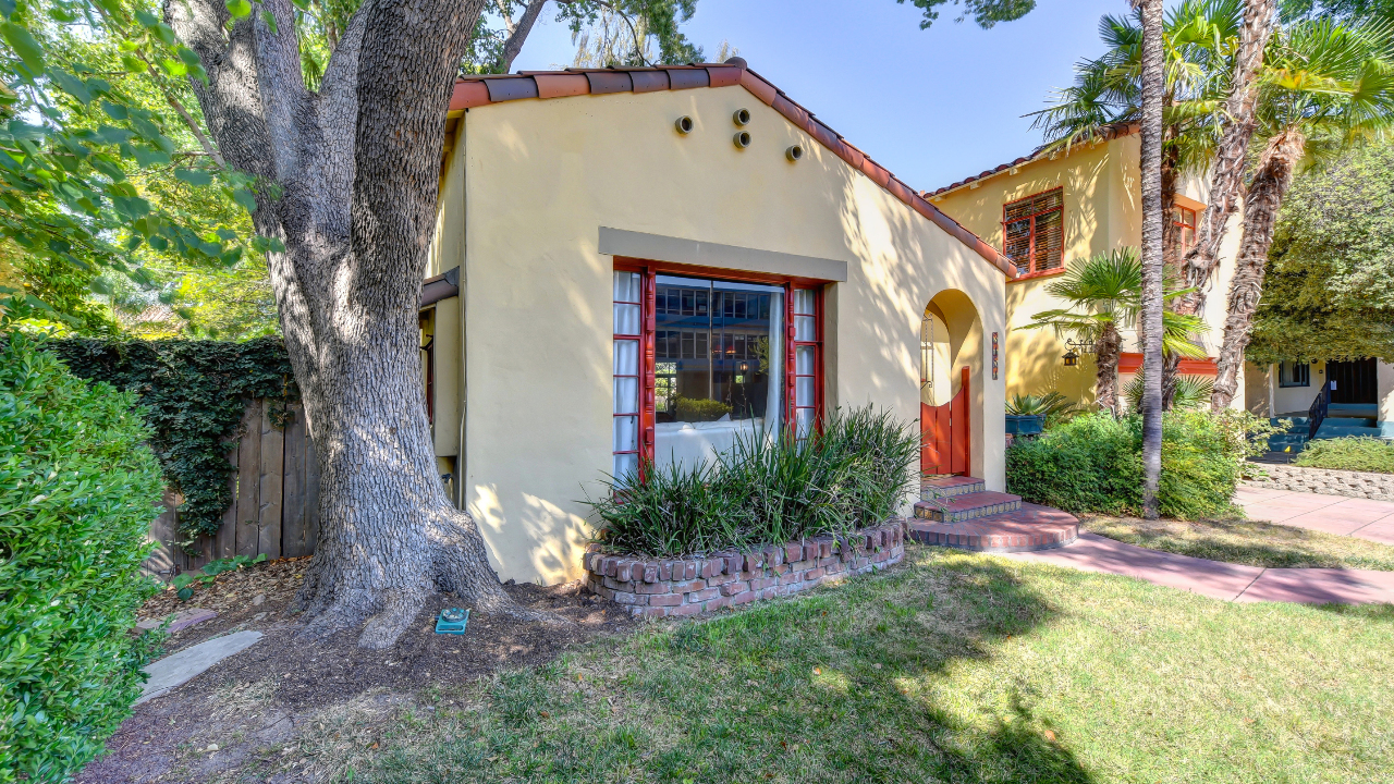 3151 I St, Sacramento, CA, 95816 Scene 2