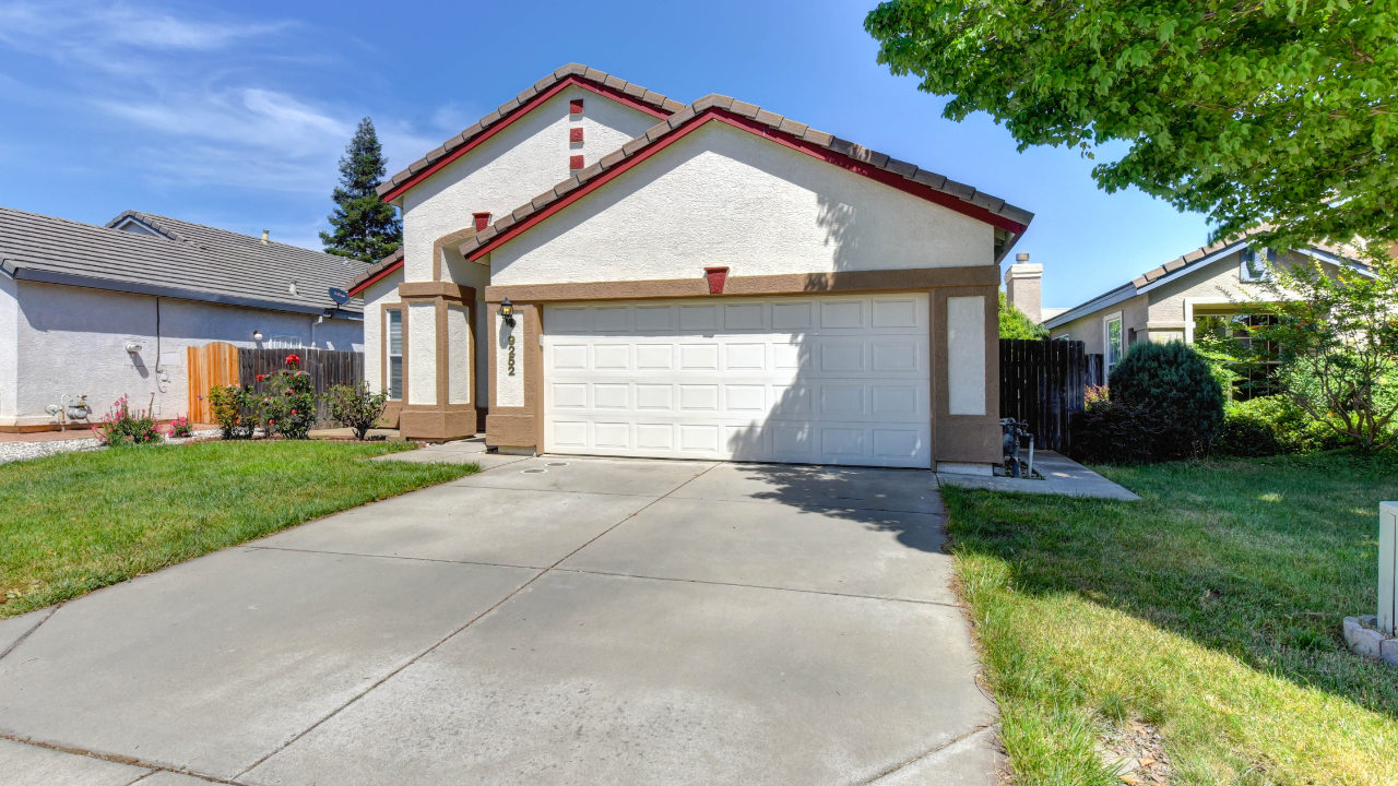 9252 Rose Parade Way, Sacramento, CA, 95826 Scene 1