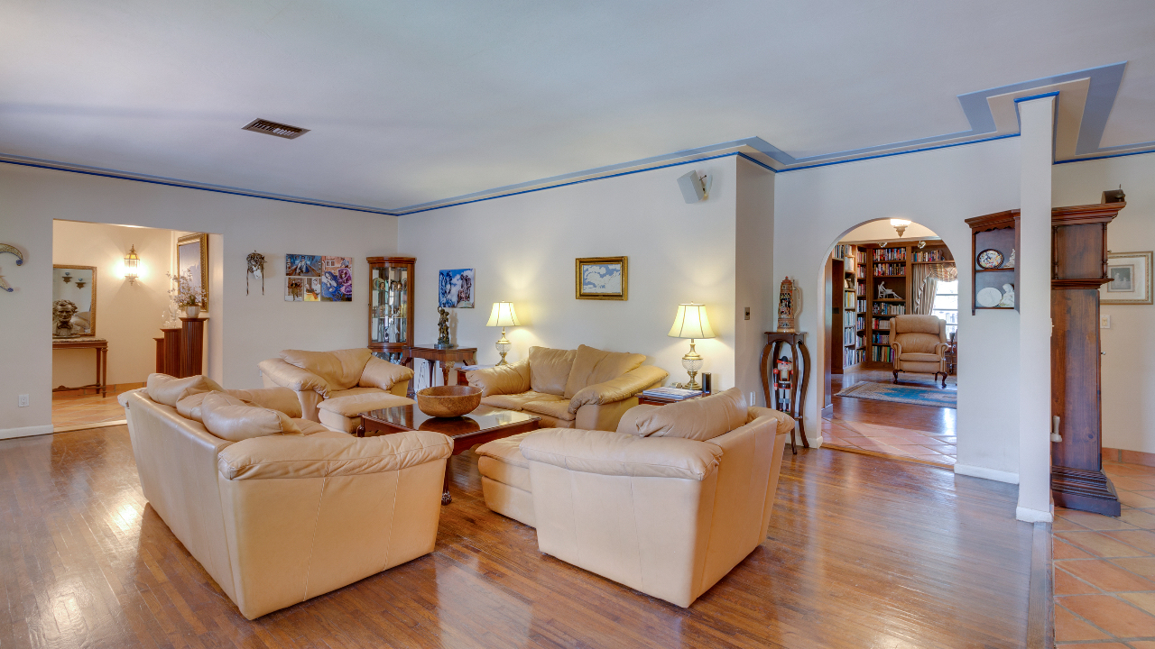 12100-SW-93rd-Ave-04