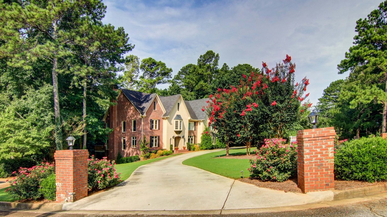 4973 Chedworth Drive