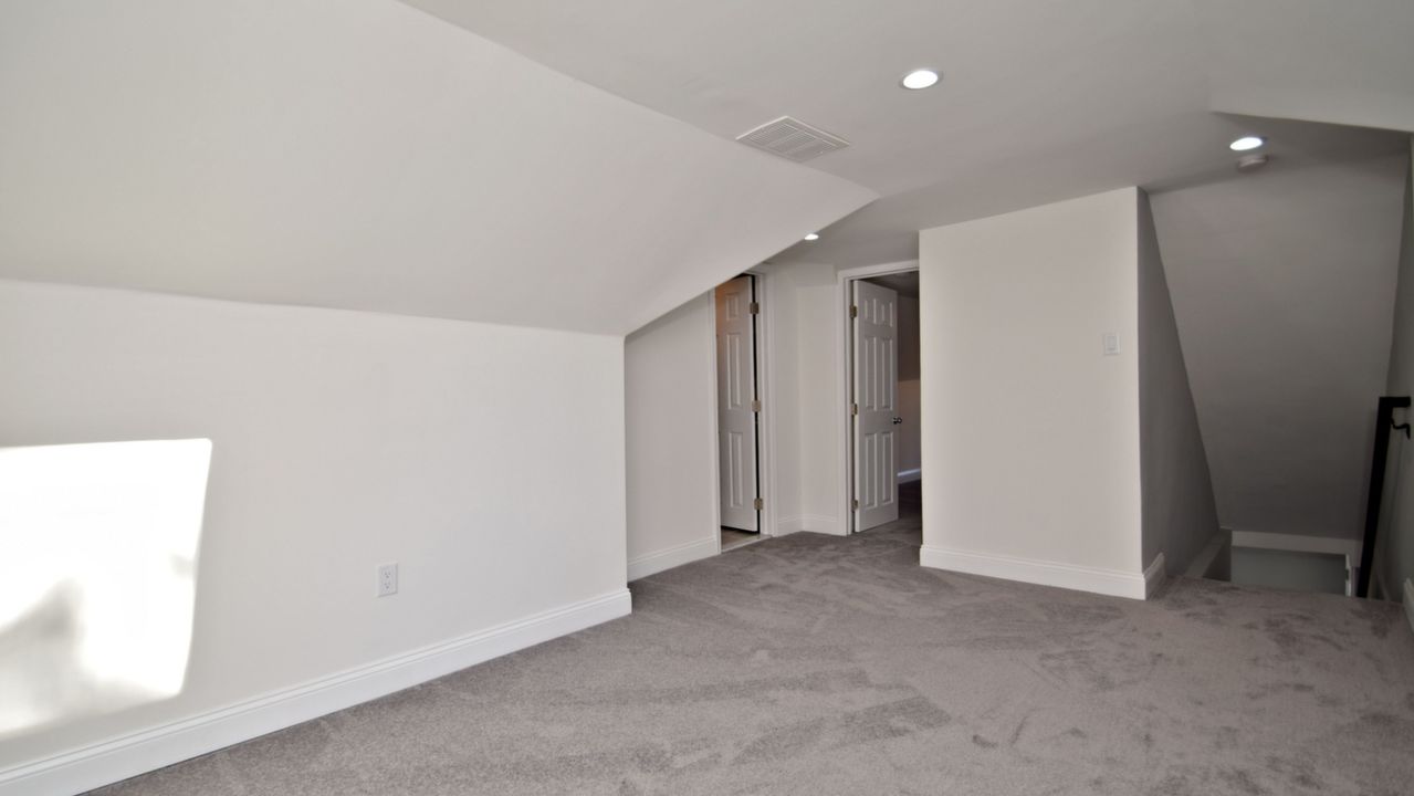 1026 Lindbergh Avenue, Feasterville, PA, 19053 Scene 4