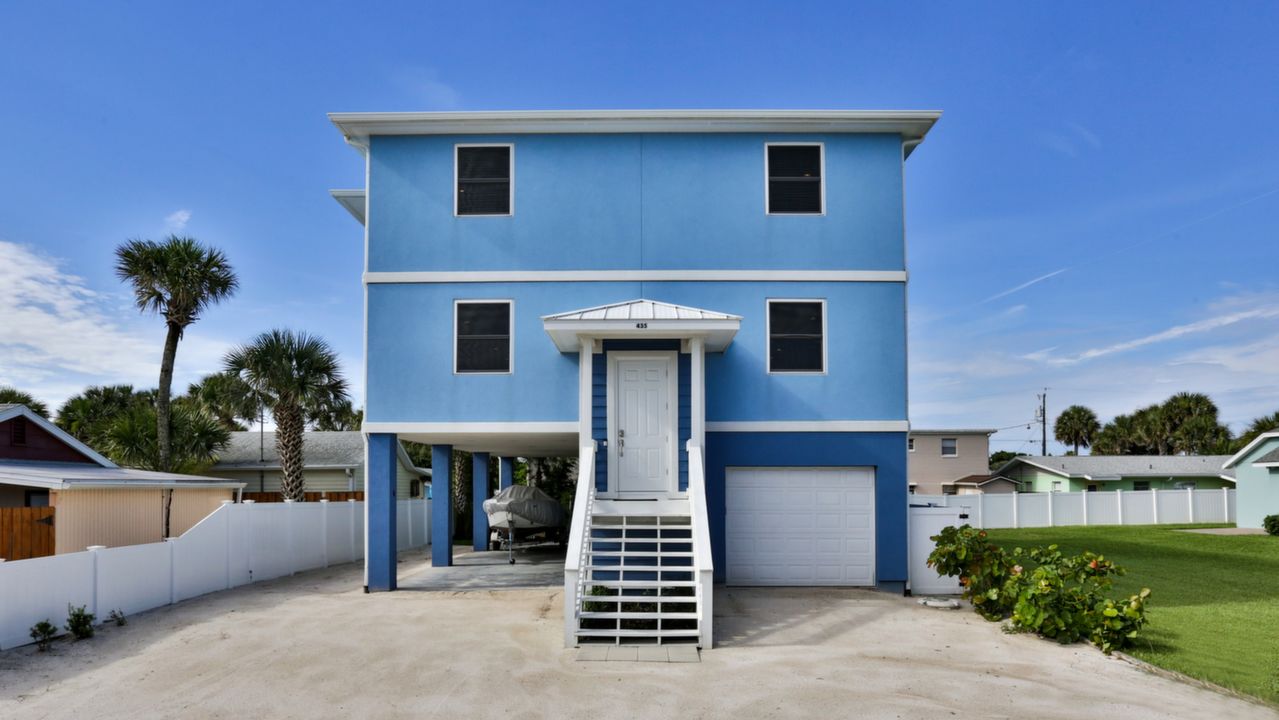 435 Jassamine Avenue