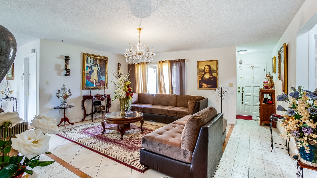 2374-SW-125th-Ct-04