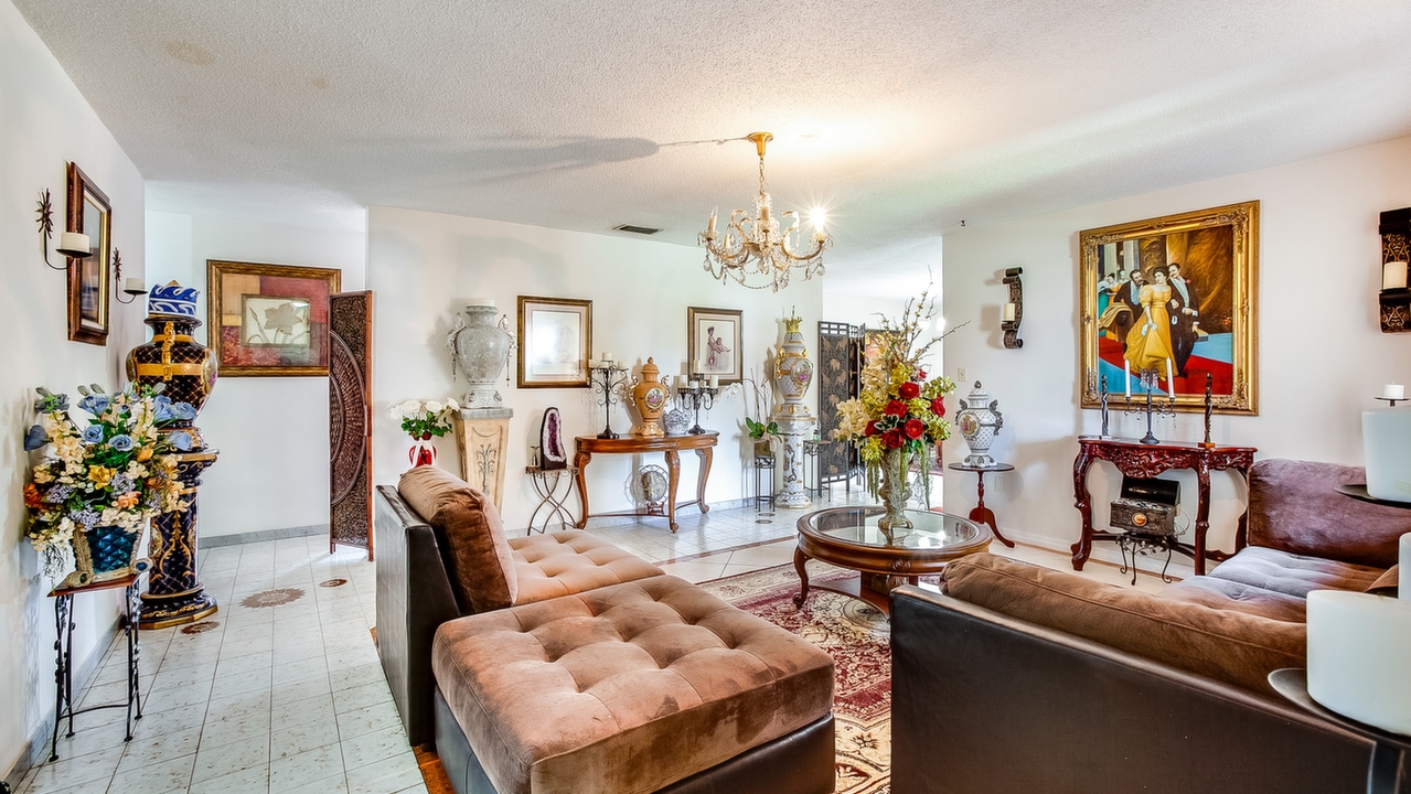 2374-SW-125th-Ct-05