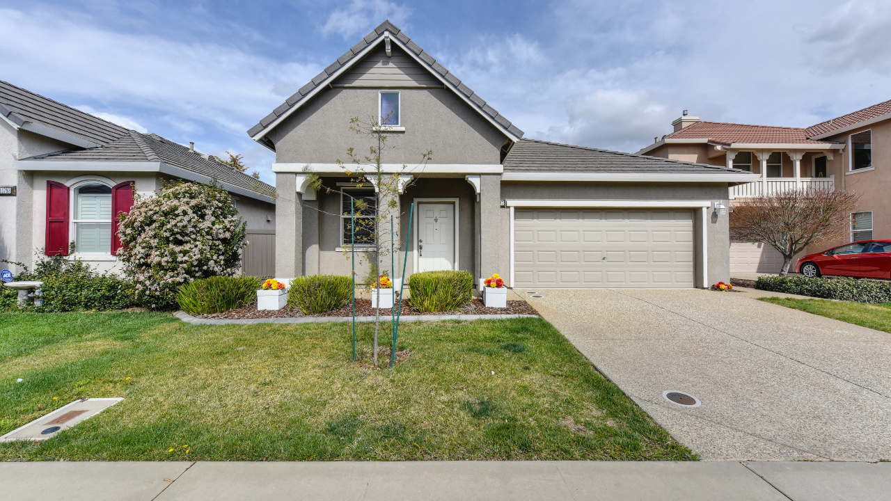 11787 Battenburg Way, Rancho Cordova, CA, 95742 Scene 1