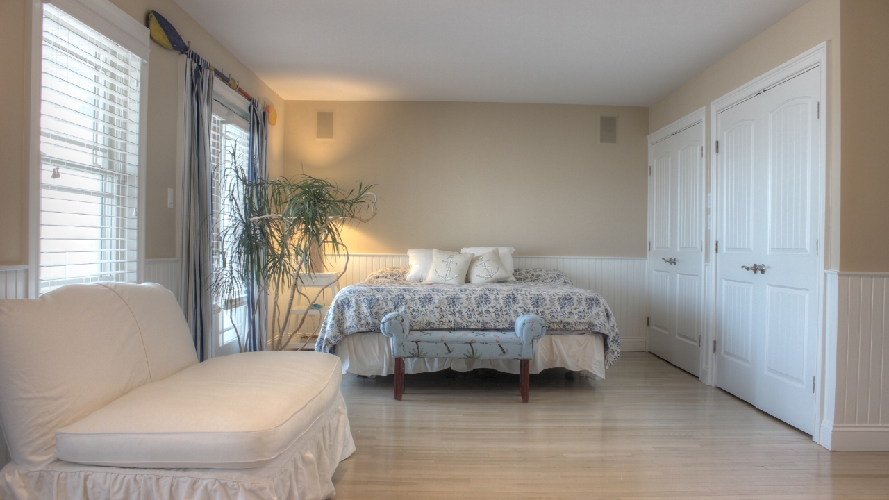 Master bedroom