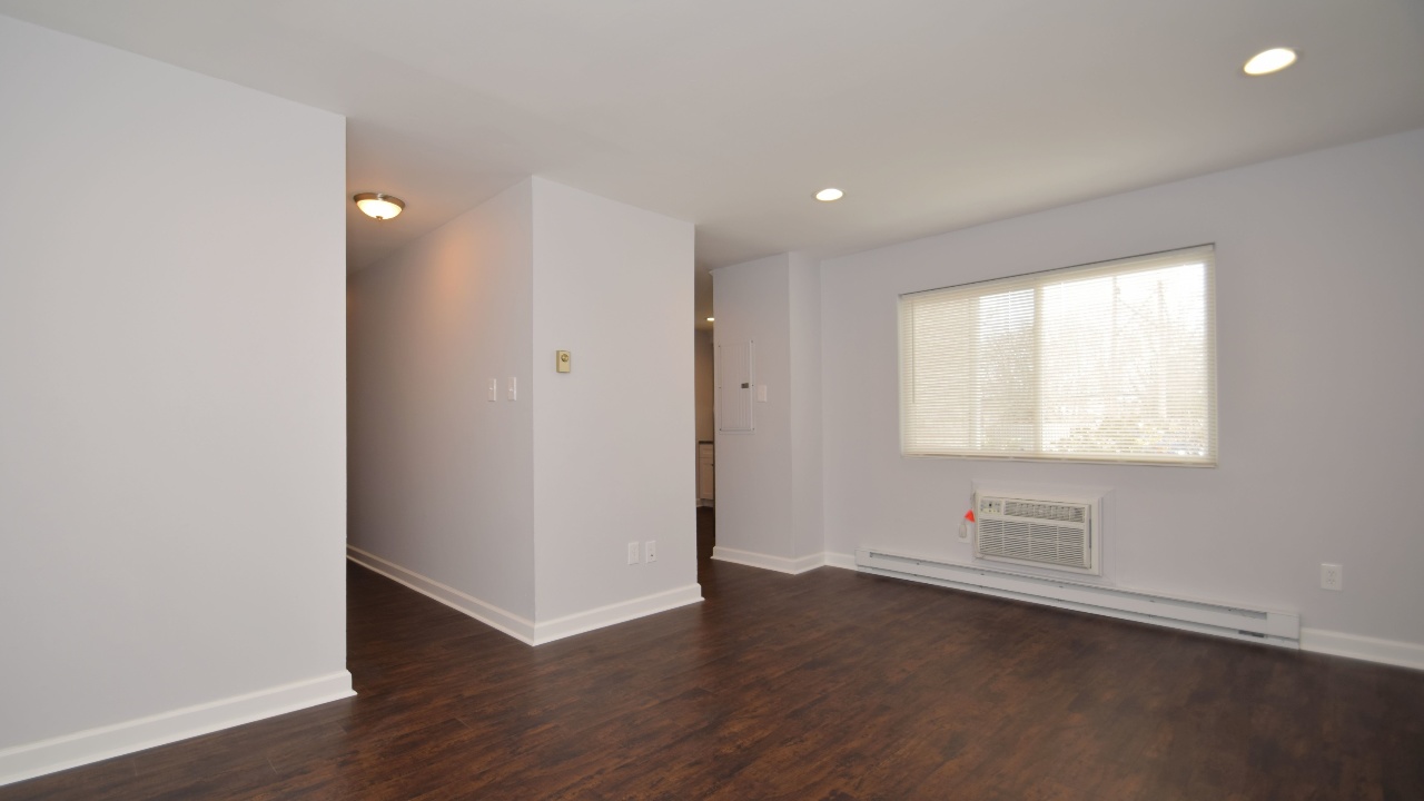 26 Park Ave Unit #B27, Chalfont, PA, 18914 Scene 2