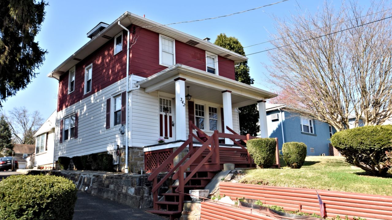 342 W Glenside Ave, Glenside, PA, 19038 Scene 1