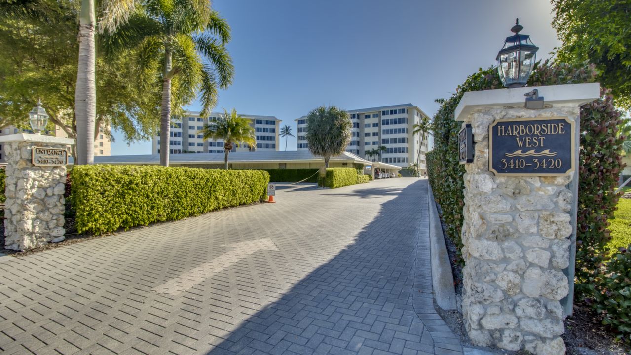 3410 Gulf Shore Dr, Naples, FL, 34103 Scene 4