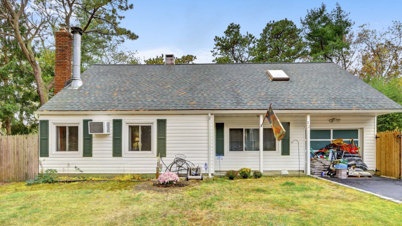 32 Redpine Rd, Medford, NY, 11763 Scene 1