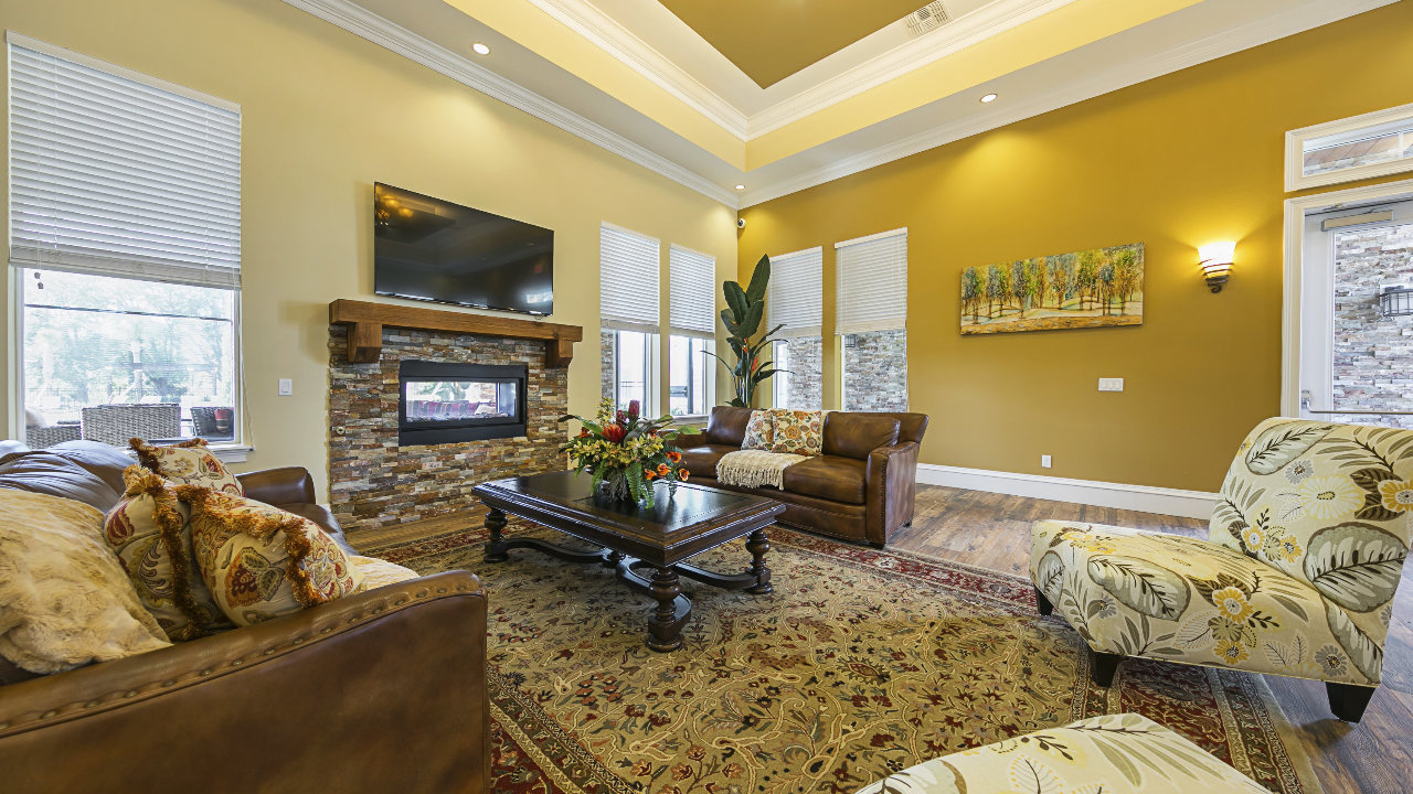 Fireplace Lounge