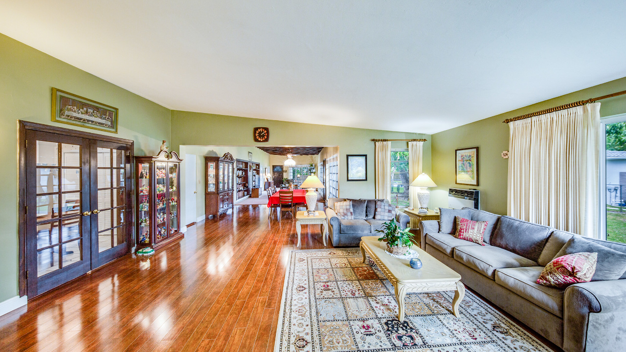 913-NE-95th-St-02