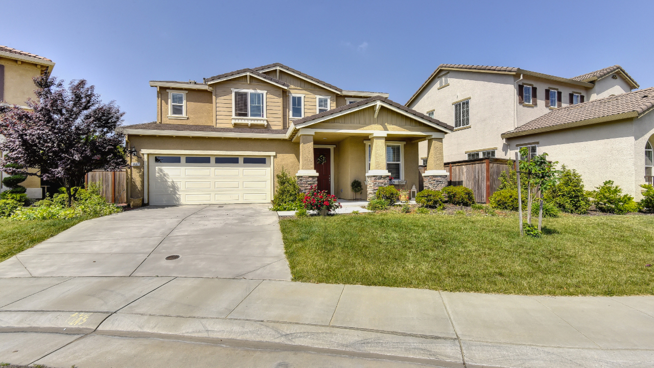 9892 Bluefin Way, Elk Grove, CA, 95757 Scene 1