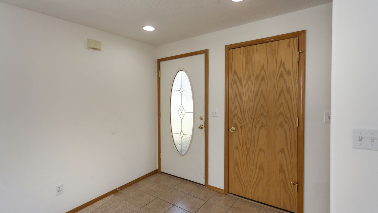 1437 SW Binford Lake Pkwy, Gresham, OR, 97080 Scene 4