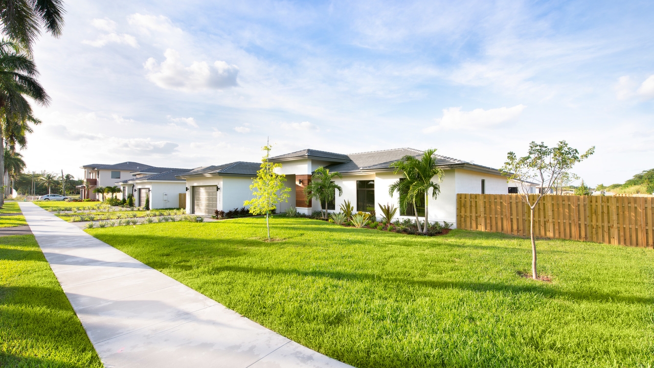 13201-SW-232nd-St-01