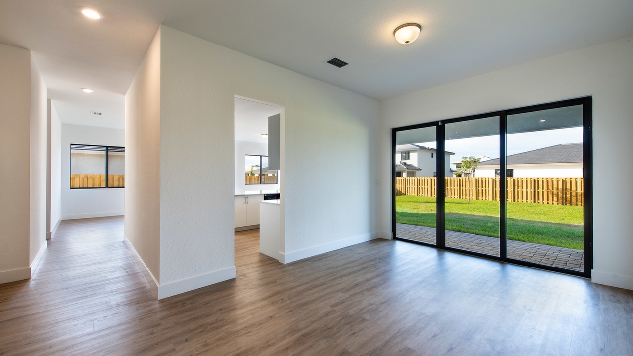 13201-SW-232nd-St-04