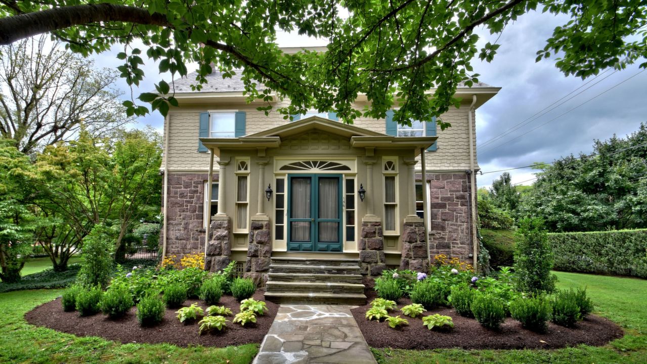 156 N Lincoln Ave, Newtown, PA, 18940 Scene 1