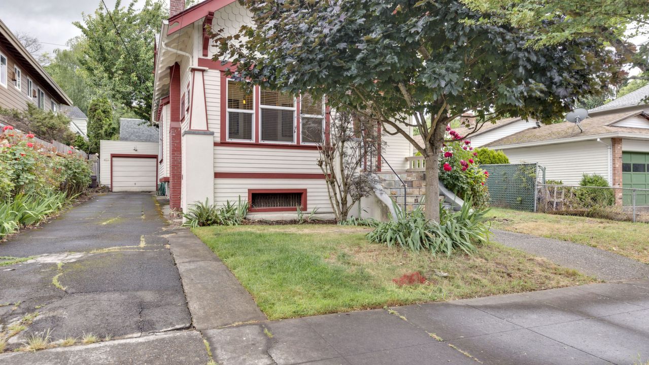 4124 SE 29th Ave, Portland, OR, 97202 Scene 1