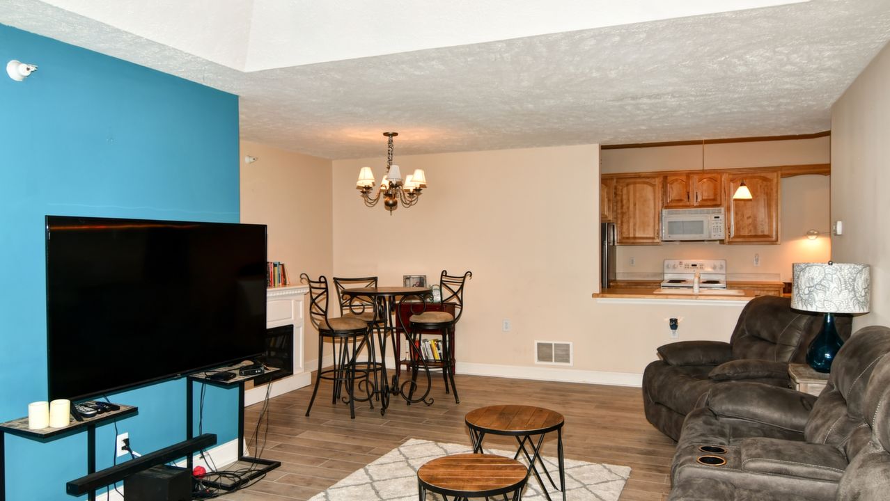 217 Adams Pointe Blvd _11_4