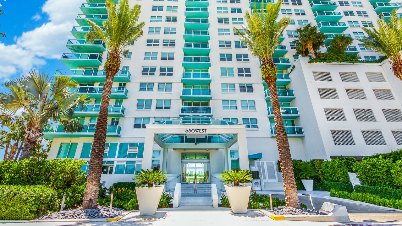 The-Floridian-#1101-01