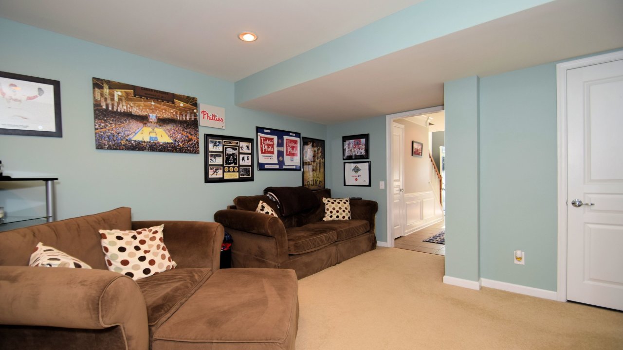 214 Hudson Dr, Phoenixville, PA, 19460 Scene 2