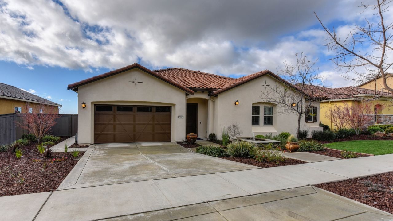 2882 Royal Oaks Dr., El Dorado Hills, CA, 95762 Scene 2