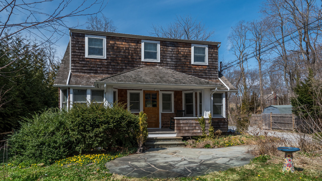 157 Christian Ave, Stony Brook, NY, 11790 Scene 2