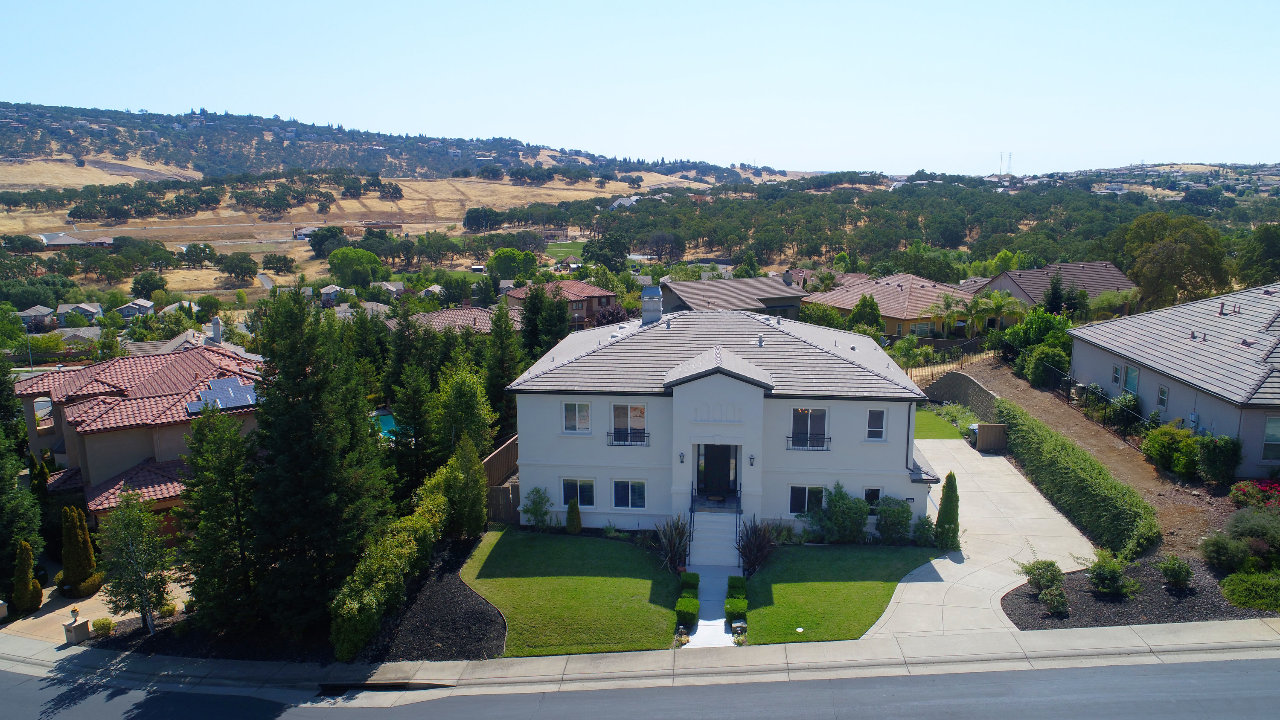 696 Misty Ridge Circle, Folsom, CA, 95630 Scene 4