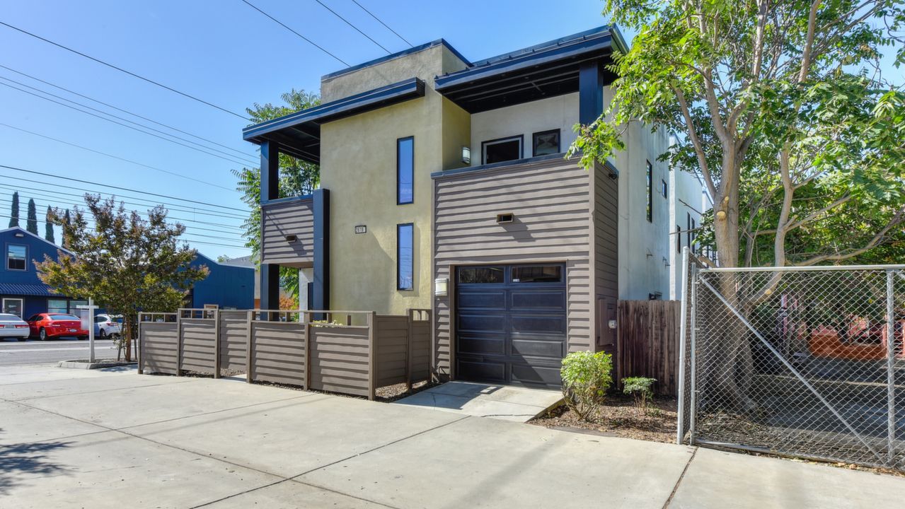 2619 R Street, Sacramento, CA, 95816 Scene 2